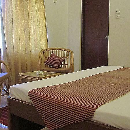 Kristal Sands Beach Resort กาลังกูติ ภายนอก รูปภาพ