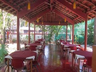 Kristal Sands Beach Resort กาลังกูติ ภายนอก รูปภาพ